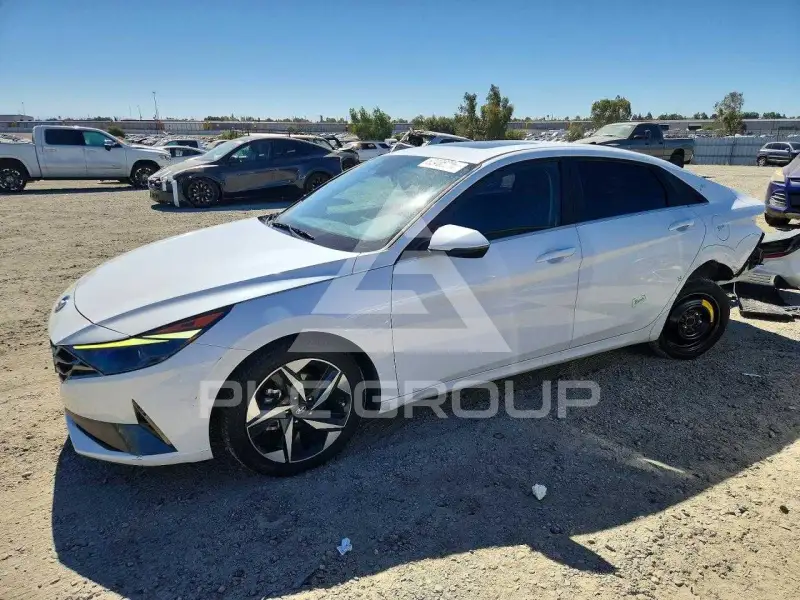2021 Hyundai Elantra фото