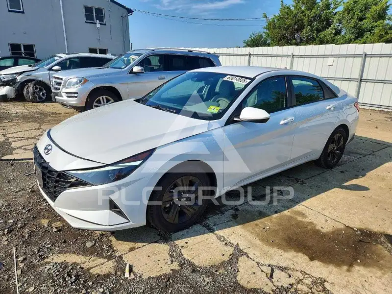 2021 Hyundai Elantra фото