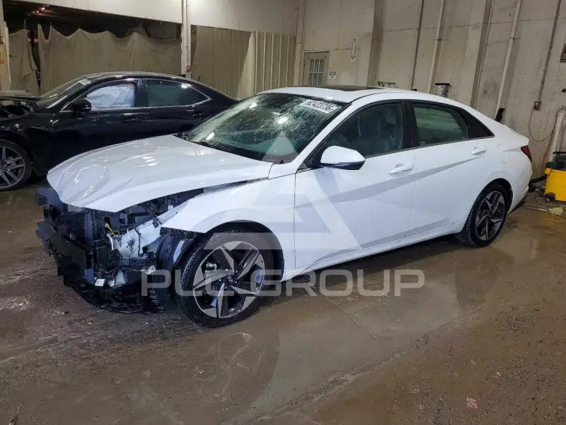 2021 Hyundai Elantra photo
