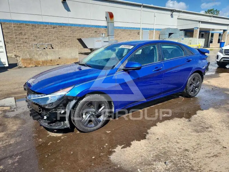 2021 Hyundai Elantra photo