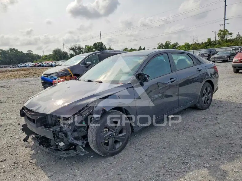 2021 Hyundai Elantra фото