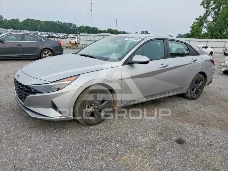2021 Hyundai Elantra photo