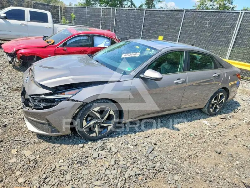 2021 Hyundai Elantra фото