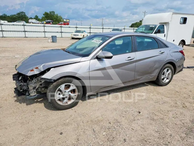 2021 Hyundai Elantra фото