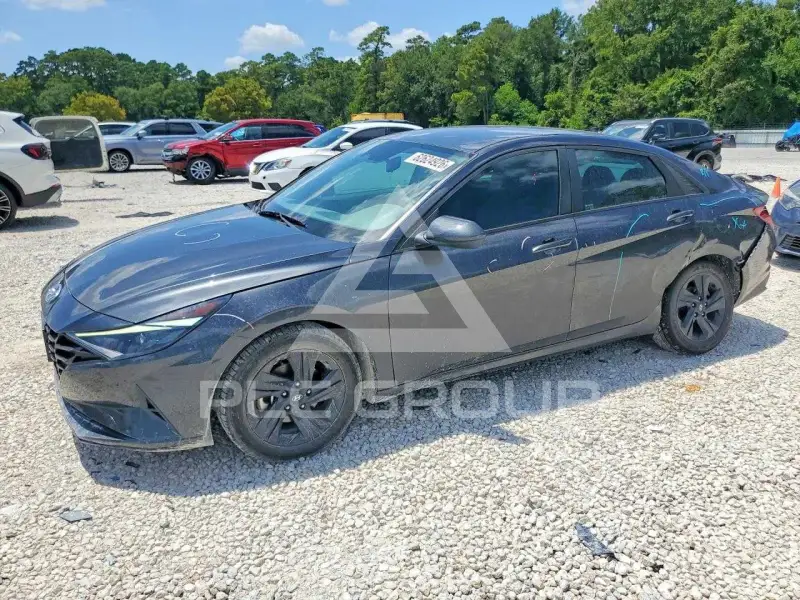 2021 Hyundai Elantra photo