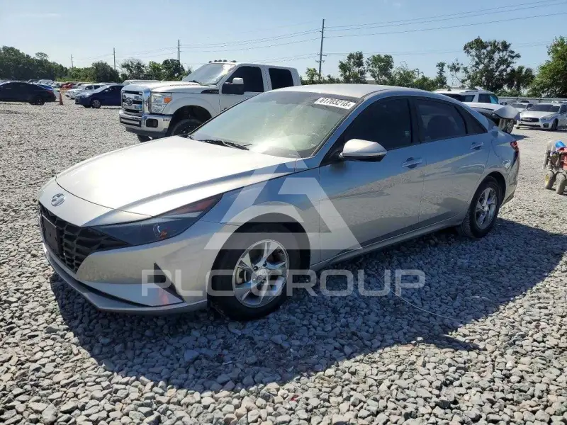 2021 Hyundai Elantra photo