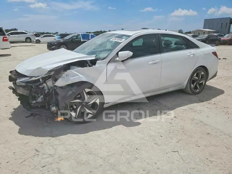 2021 Hyundai Elantra фото