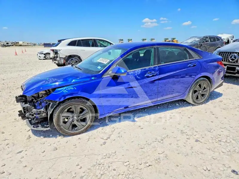 2021 Hyundai Elantra фото