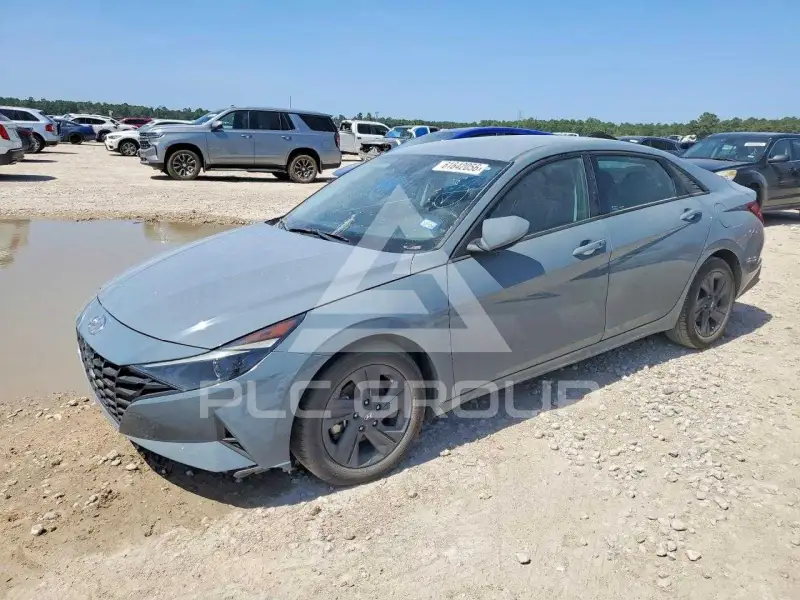 2021 Hyundai Elantra фото