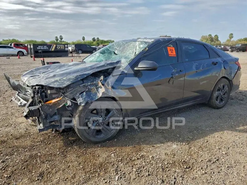 2021 Hyundai Elantra photo