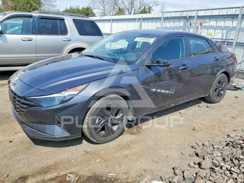 2021 Hyundai Elantra фото