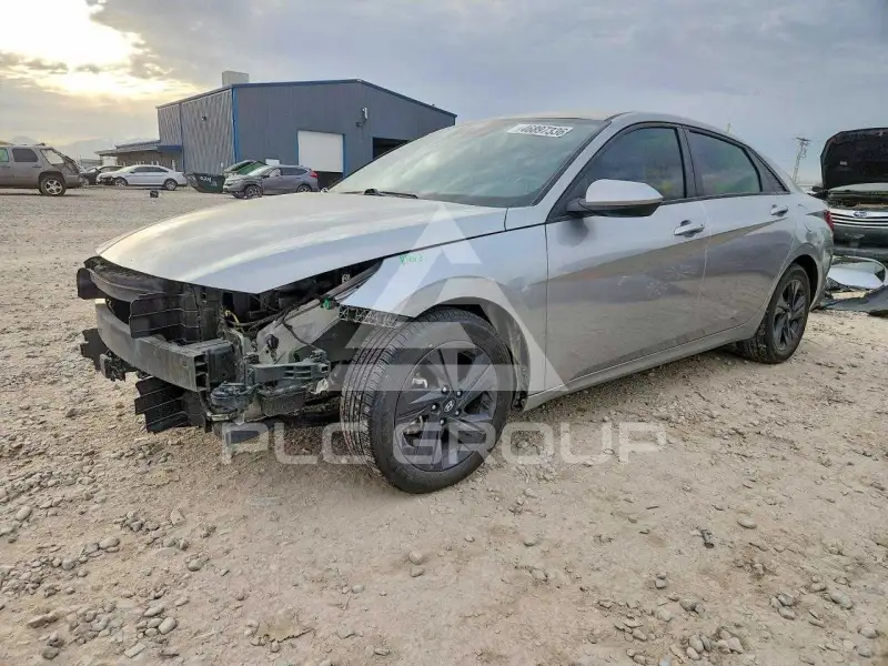 2021 Hyundai Elantra фото