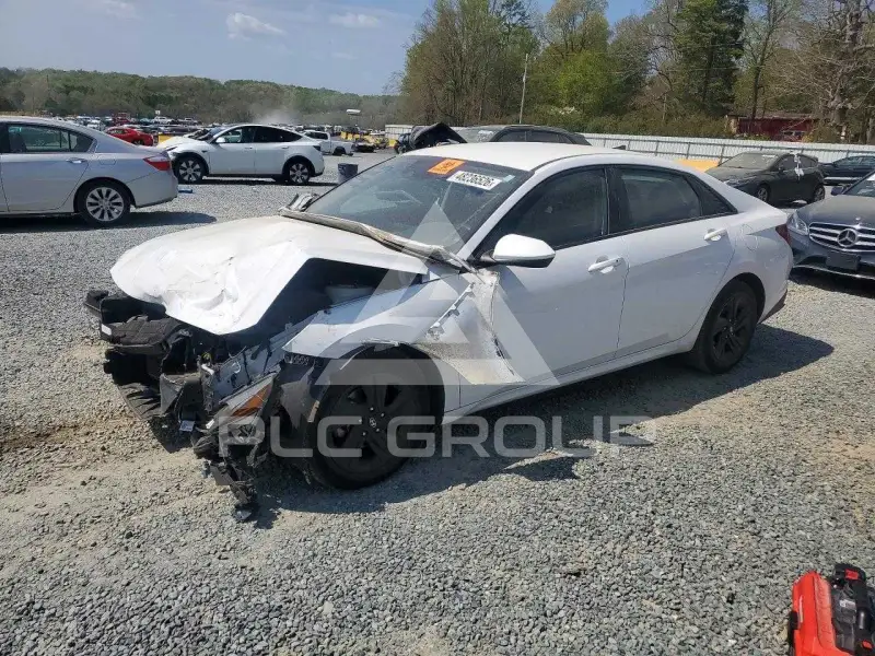 2021 Hyundai Elantra фото
