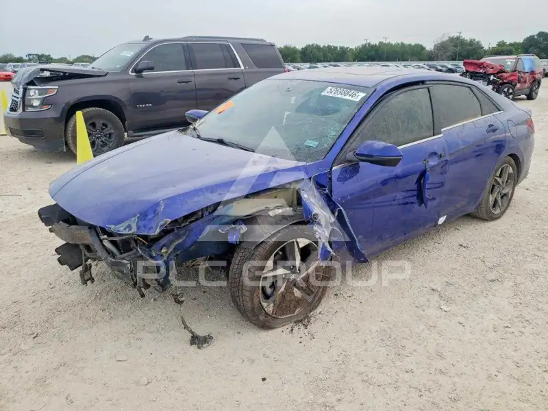 2021 Hyundai Elantra photo