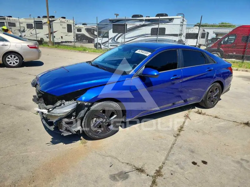 2021 Hyundai Elantra фото