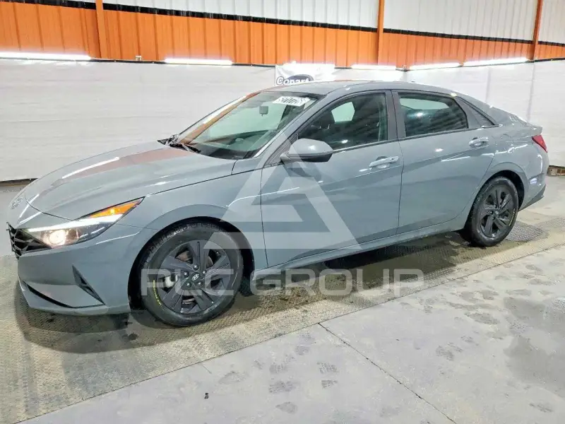 2021 Hyundai Elantra фото