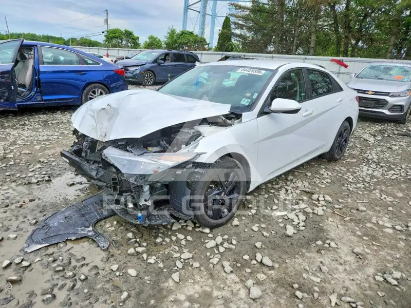 2021 Hyundai Elantra photo