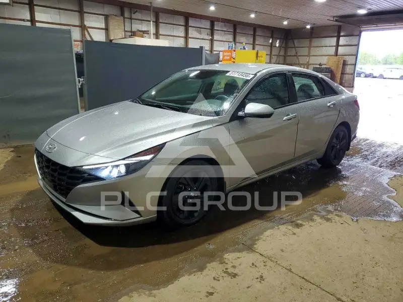 2021 Hyundai Elantra фото