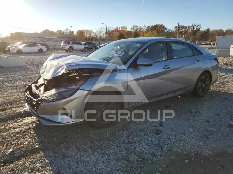 2021 Hyundai Elantra photo