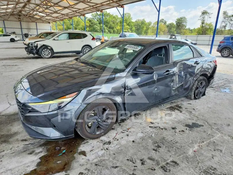 2021 Hyundai Elantra photo
