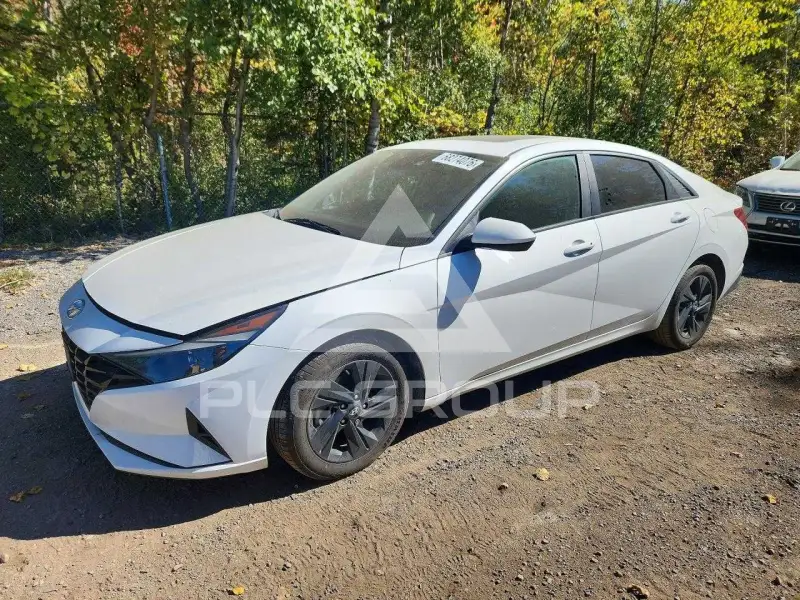 2021 Hyundai Elantra photo