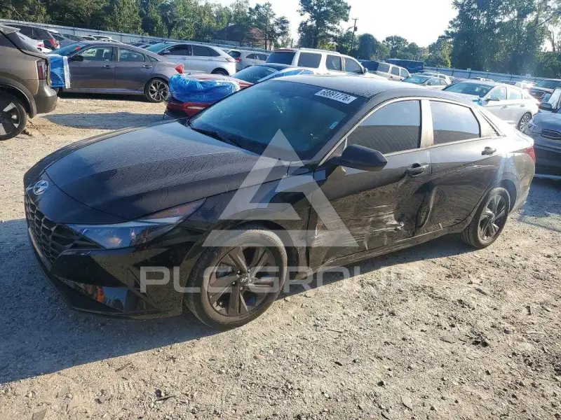 2021 Hyundai Elantra photo