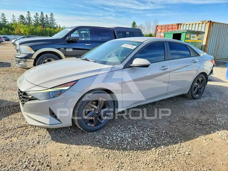 2021 Hyundai Elantra photo