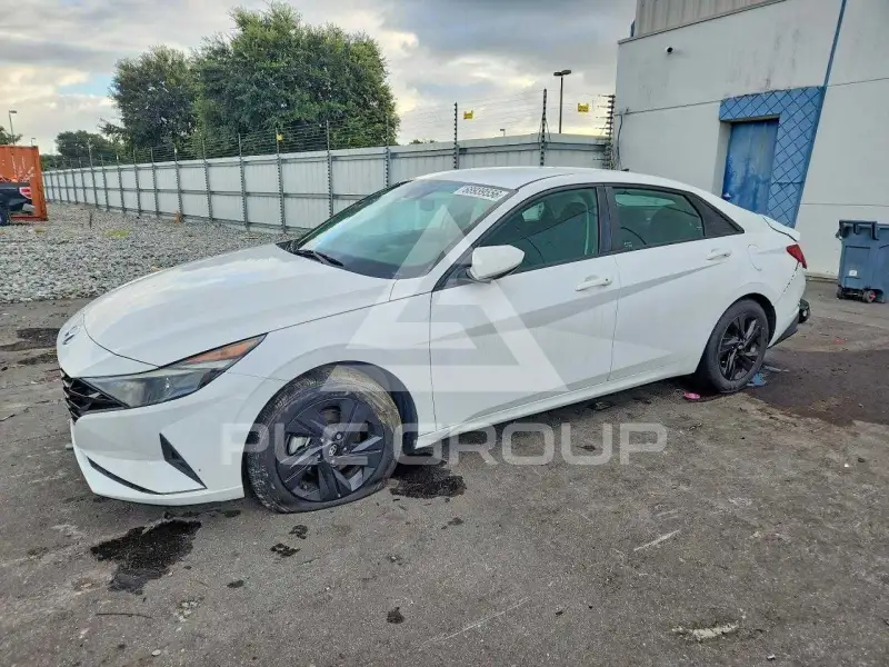 2021 Hyundai Elantra фото
