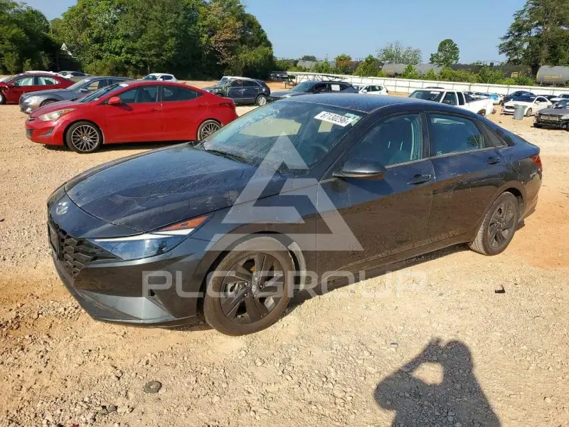 2021 Hyundai Elantra фото