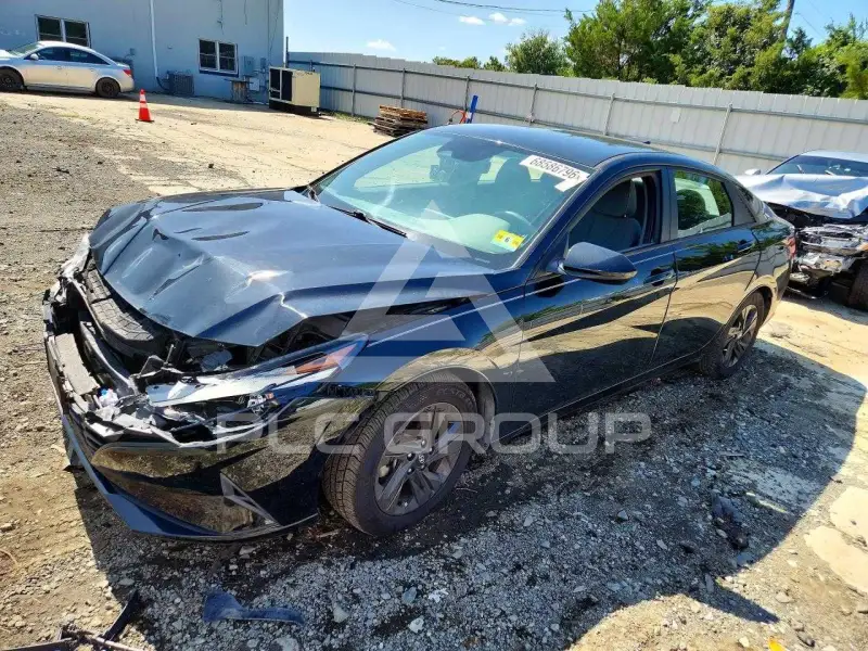 2021 Hyundai Elantra photo