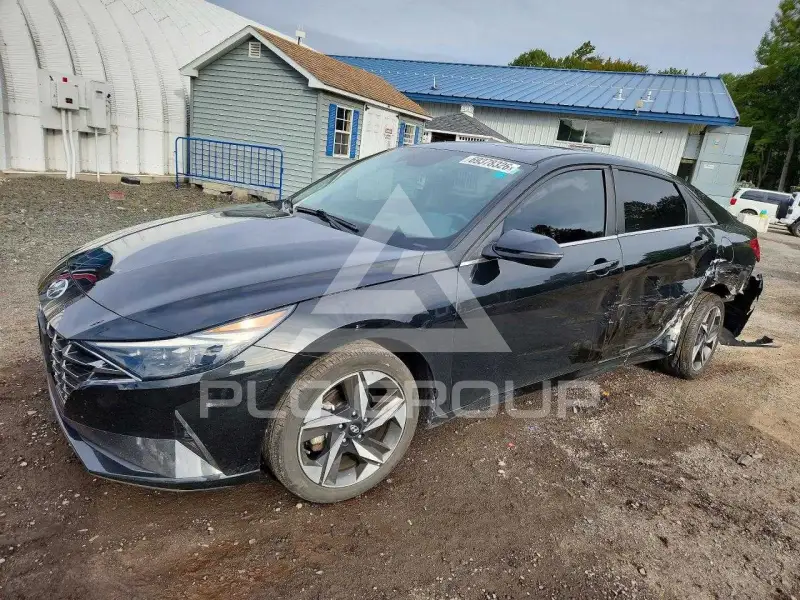 2021 Hyundai Elantra photo