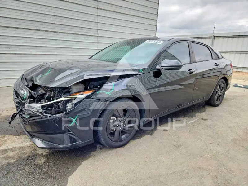 2021 Hyundai Elantra photo