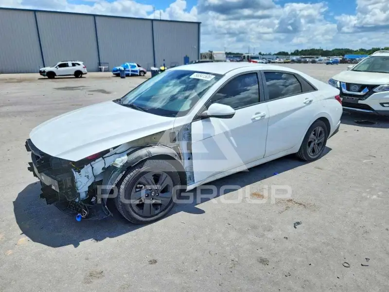 2021 Hyundai Elantra фото