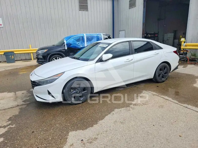 2021 Hyundai Elantra фото