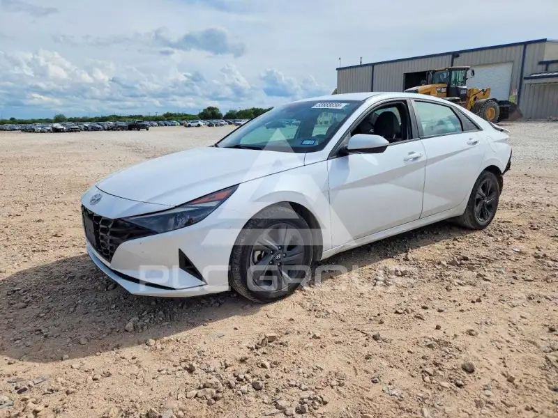 2021 Hyundai Elantra фото