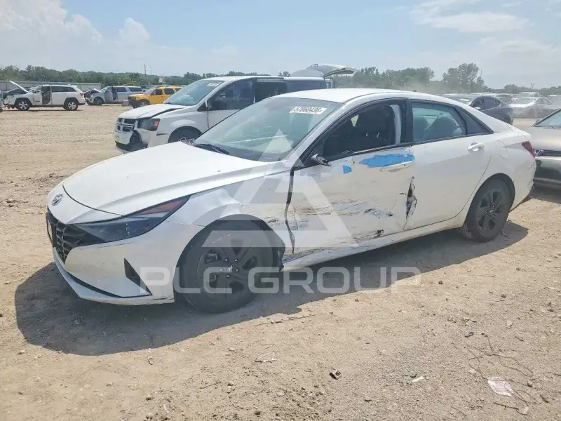 2021 Hyundai Elantra фото