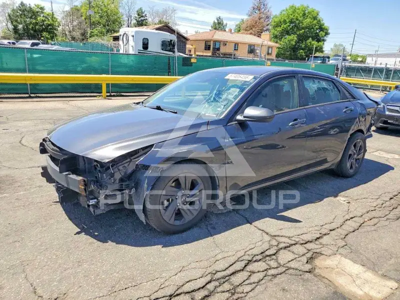 2021 Hyundai Elantra photo
