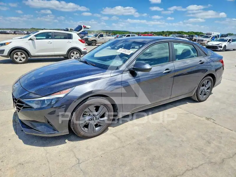 2021 Hyundai Elantra фото