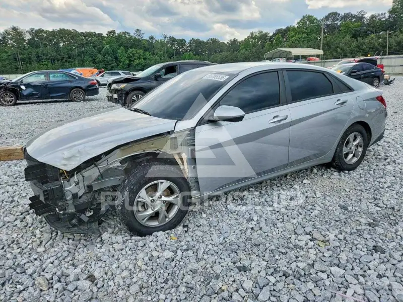 2021 Hyundai Elantra photo