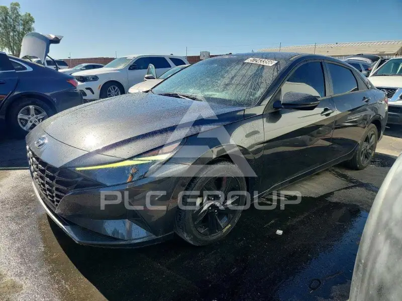 2021 Hyundai Elantra photo