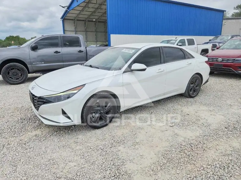 2021 Hyundai Elantra фото