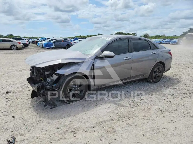 2021 Hyundai Elantra фото