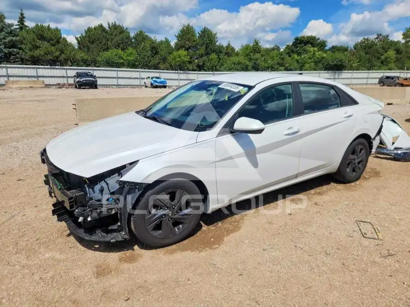 2021 Hyundai Elantra фото