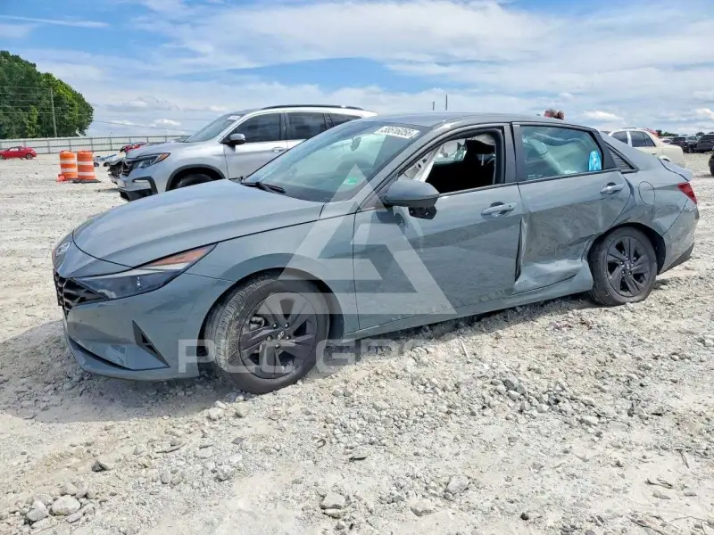 2021 Hyundai Elantra photo