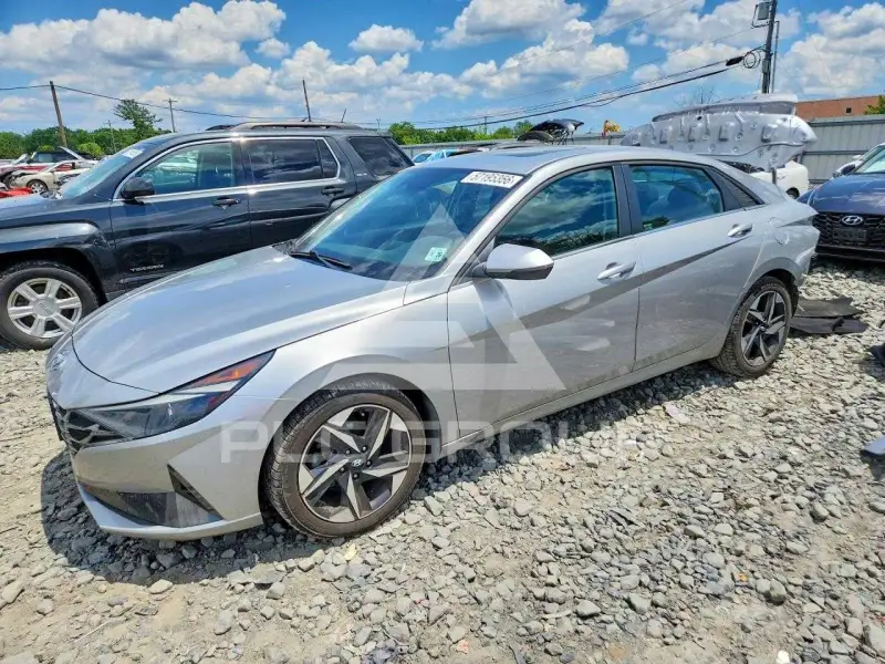 2021 Hyundai Elantra photo