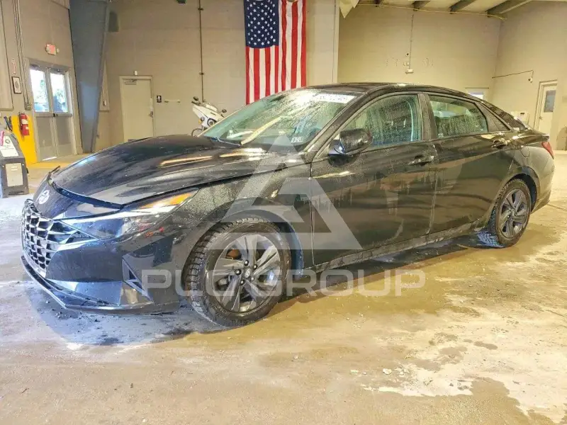 2021 Hyundai Elantra фото