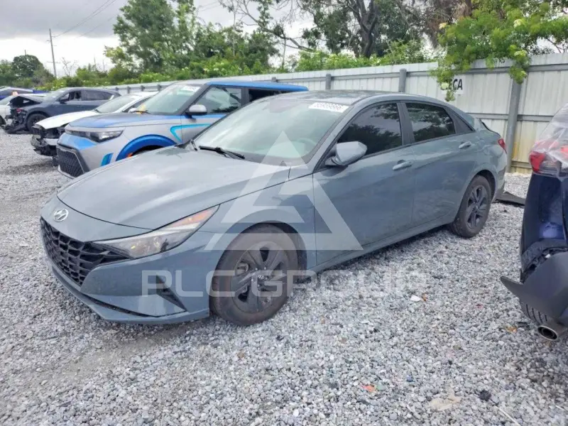 2021 Hyundai Elantra фото