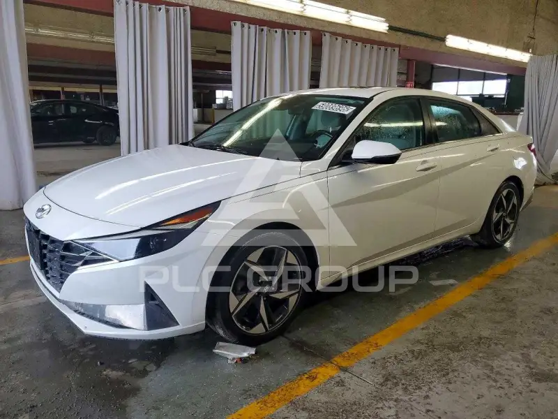 2021 Hyundai Elantra фото