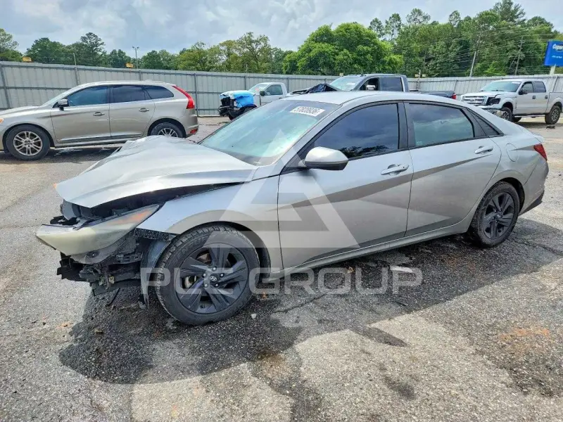 2021 Hyundai Elantra фото