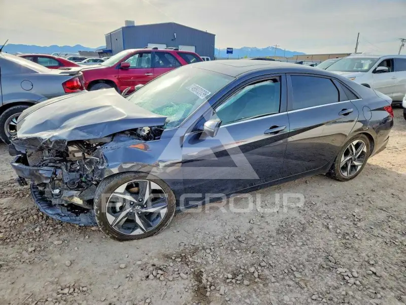2021 Hyundai Elantra фото